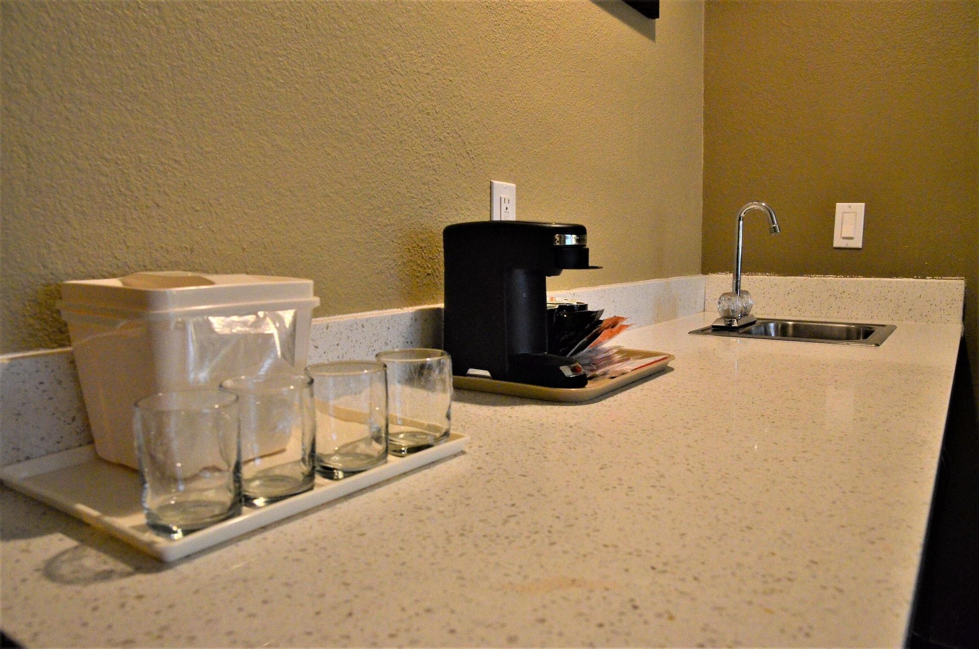 Comfort Inn & Suites Beaverton - Portland West Екстер'єр фото