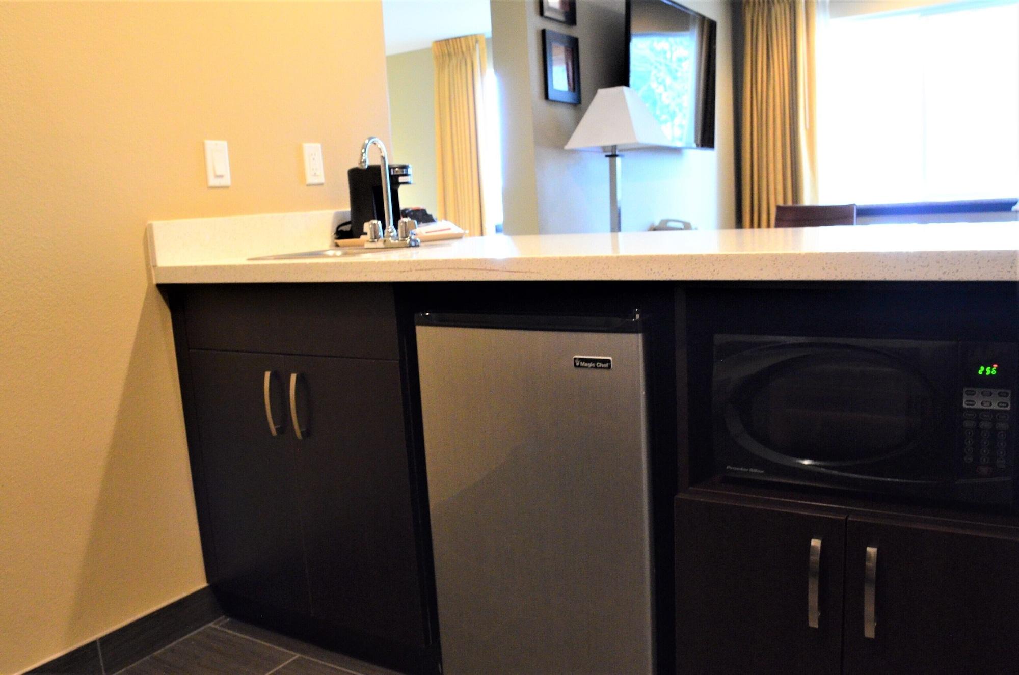 Comfort Inn & Suites Beaverton - Portland West Екстер'єр фото