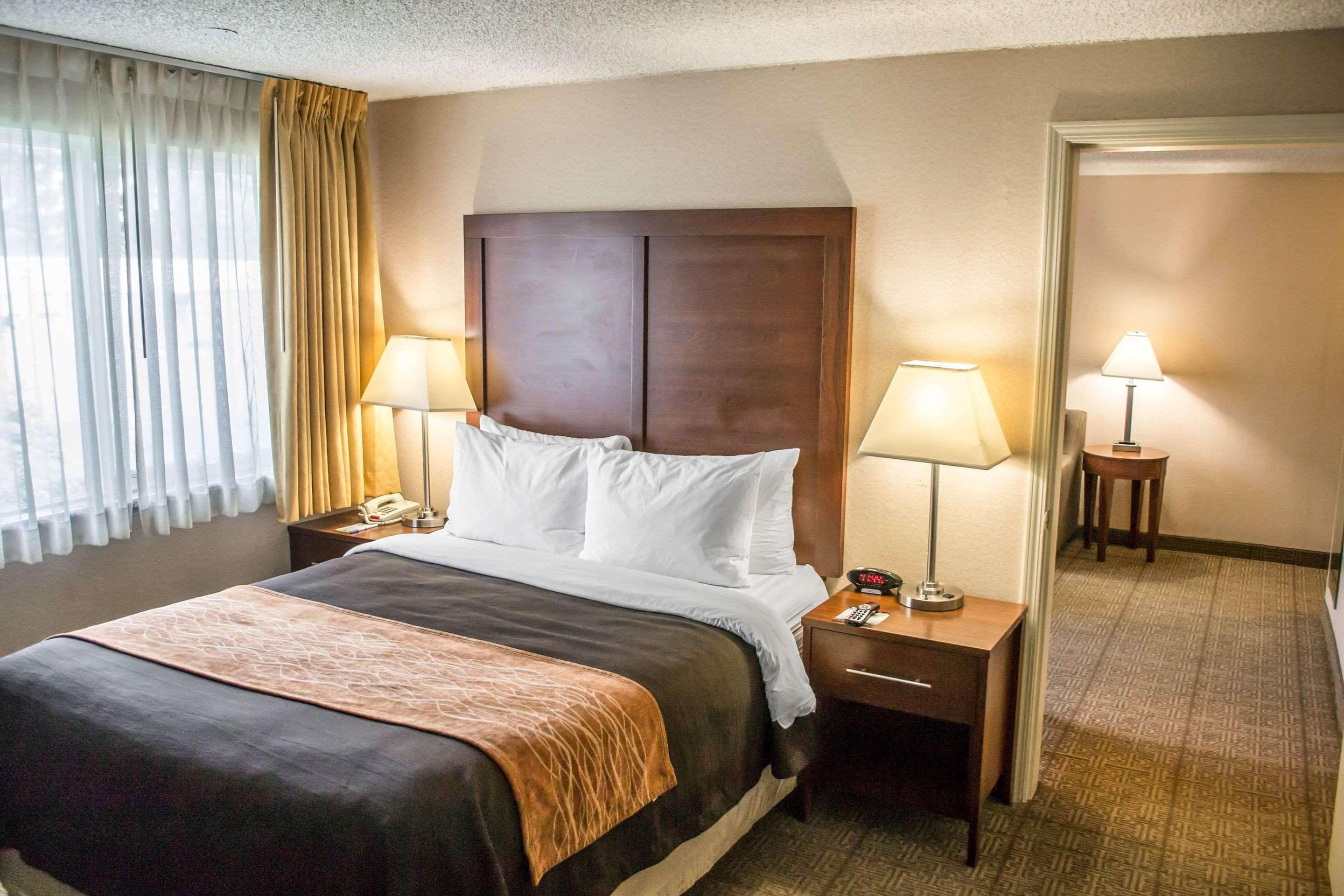 Comfort Inn & Suites Beaverton - Portland West Екстер'єр фото