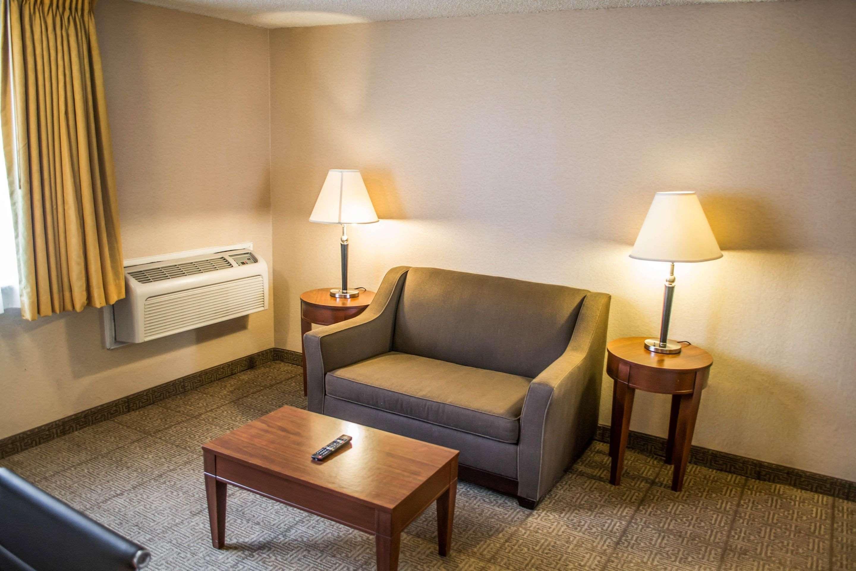 Comfort Inn & Suites Beaverton - Portland West Екстер'єр фото