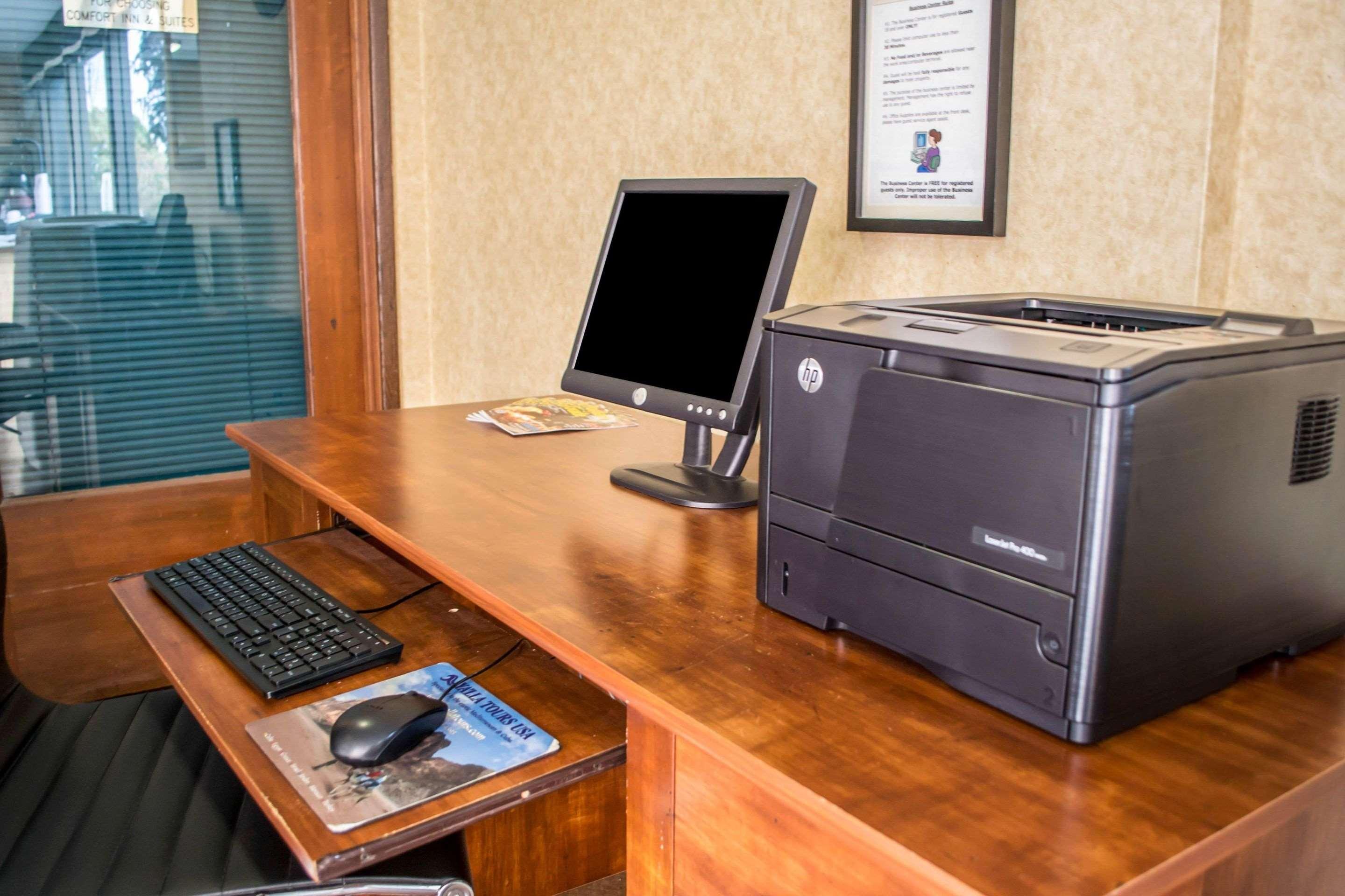 Comfort Inn & Suites Beaverton - Portland West Екстер'єр фото