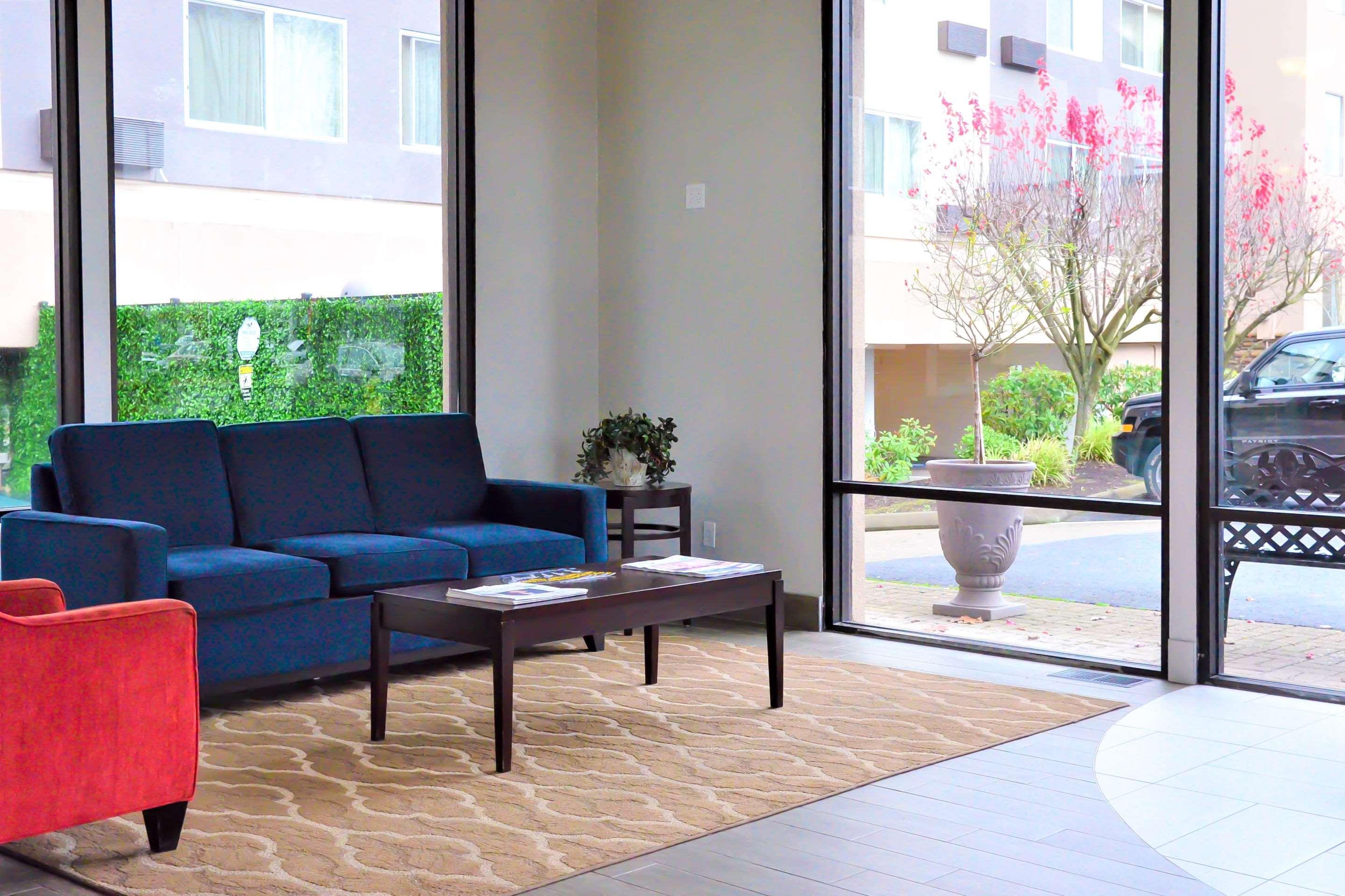 Comfort Inn & Suites Beaverton - Portland West Екстер'єр фото