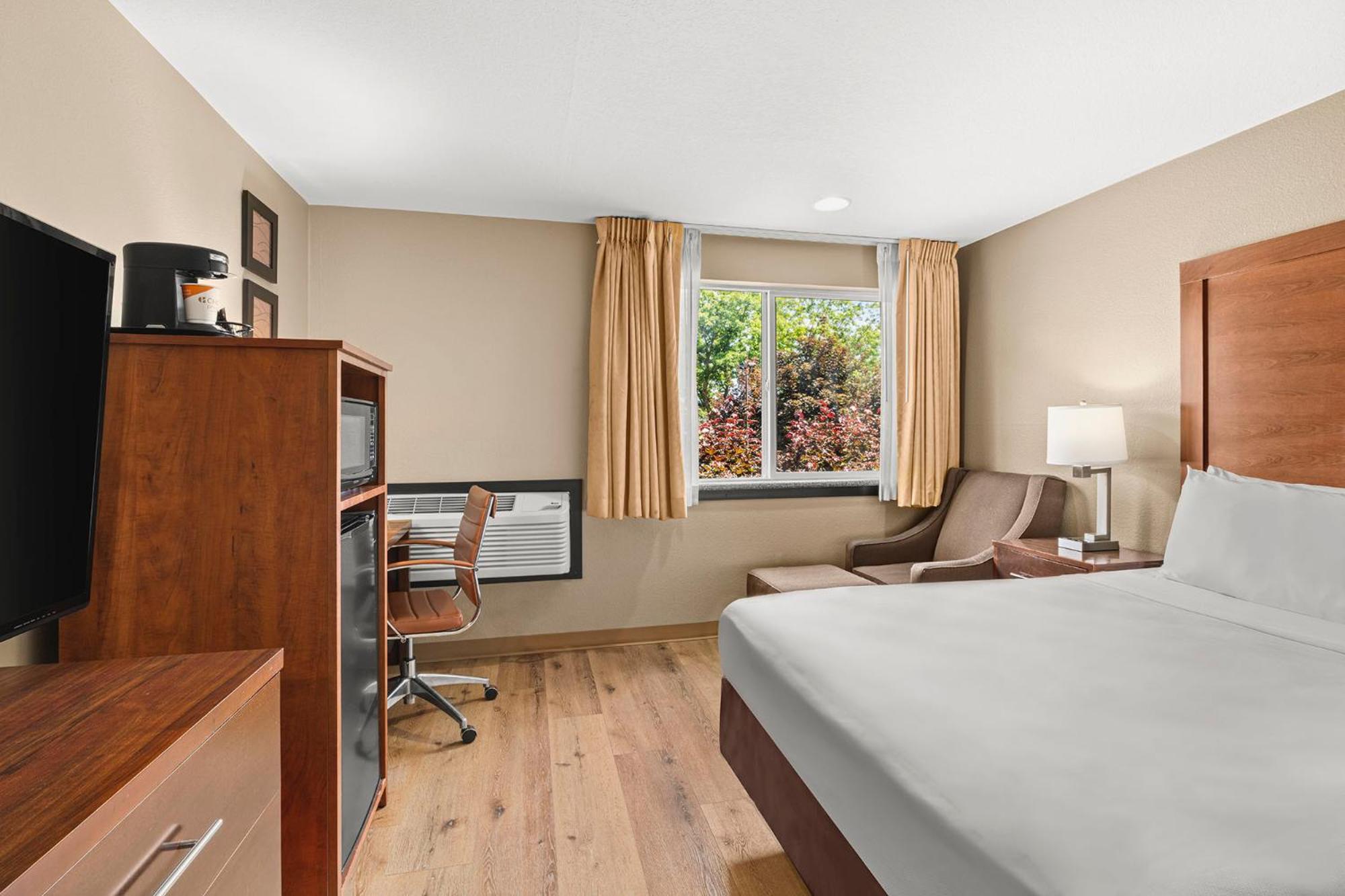 Comfort Inn & Suites Beaverton - Portland West Екстер'єр фото