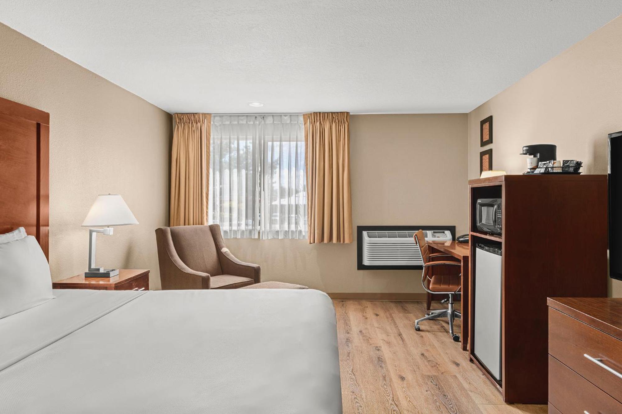 Comfort Inn & Suites Beaverton - Portland West Екстер'єр фото