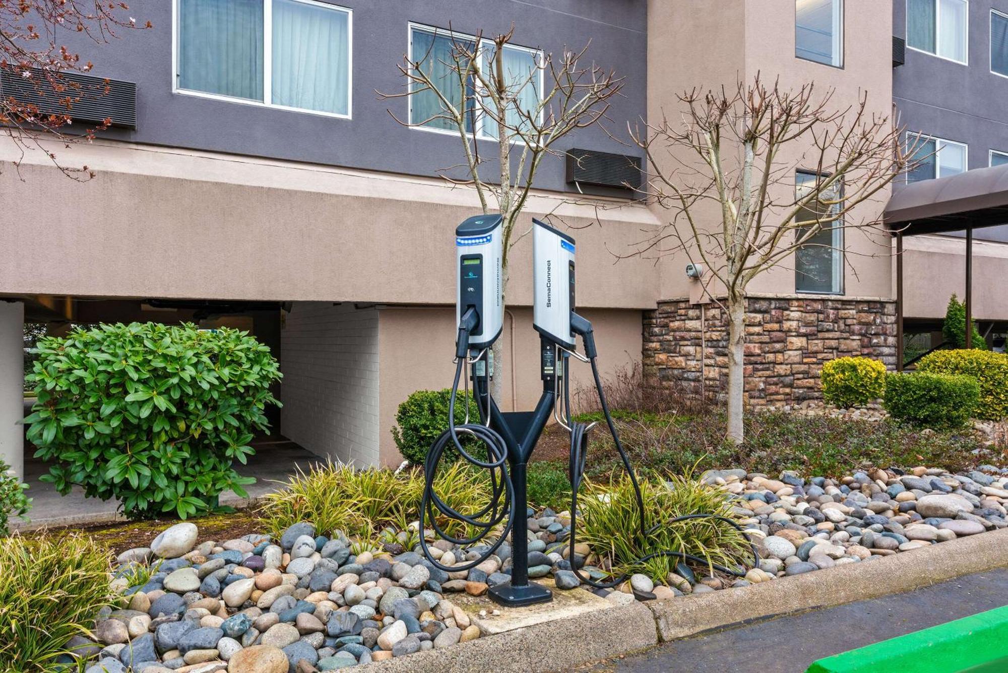Comfort Inn & Suites Beaverton - Portland West Екстер'єр фото